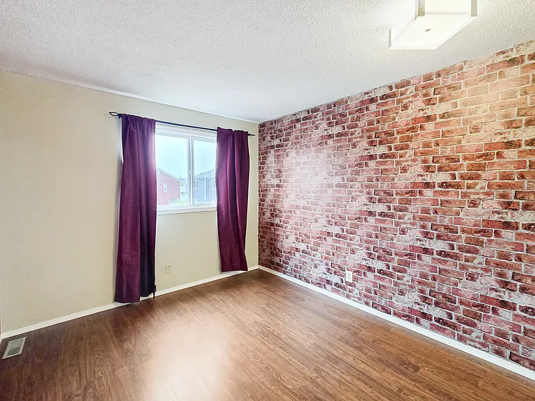 5425 Pensacola Cres SE — Photo 18