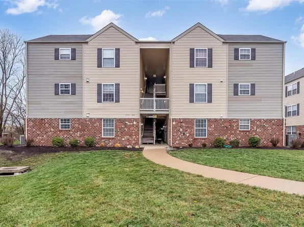 7114 Welsh Dr, Lake Saint Louis, MO 63367