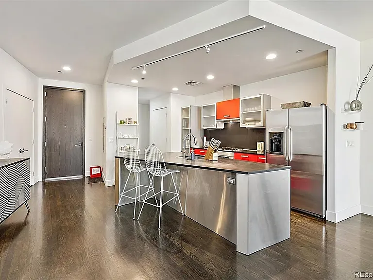 1200 Acoma St #303 — Photo 11