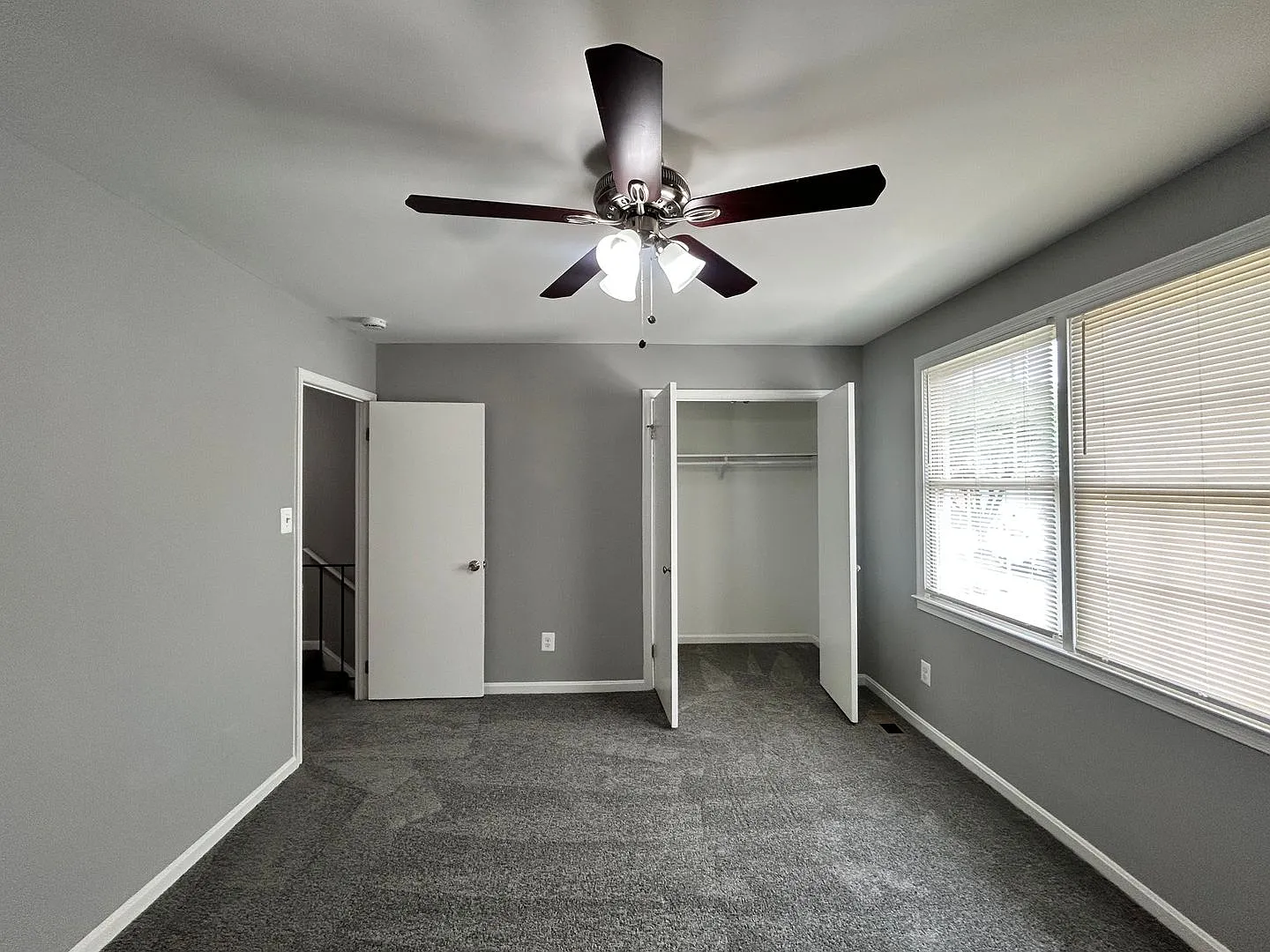 Baltimore - 3 Bedrooms and 1.5 baths Available! — Photo 4
