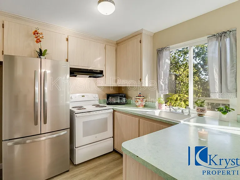 138 Warwick Dr #86 — Photo 3