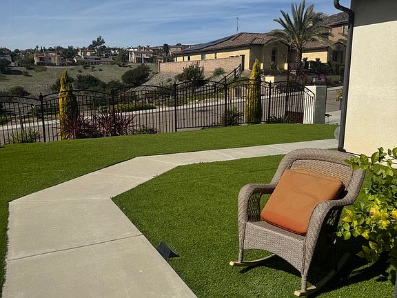 4th image of 451 Coastal Hills Dr