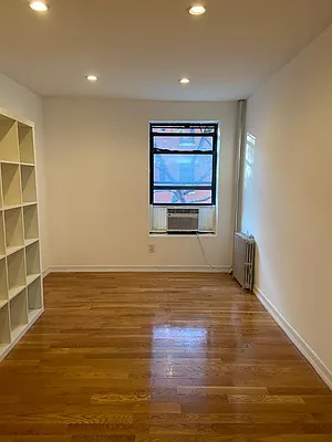 Rented by The Bracha Group | media 9