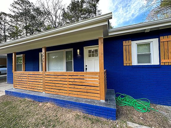 3rd image of 2895 Renfro Dr NW