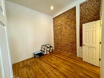 Rented by Evergreen Realty & Investments