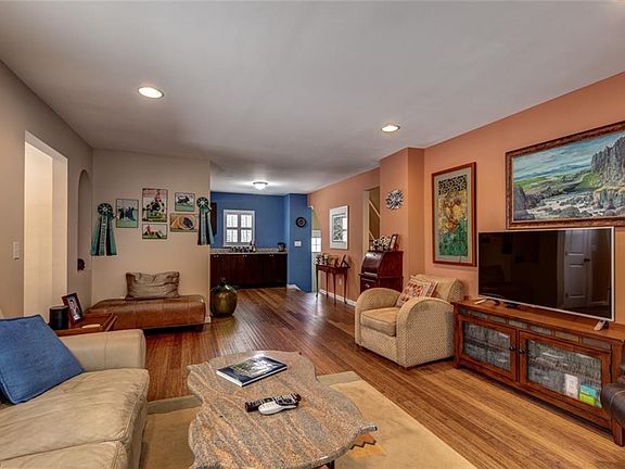 4th image of 1730 Wright Ave