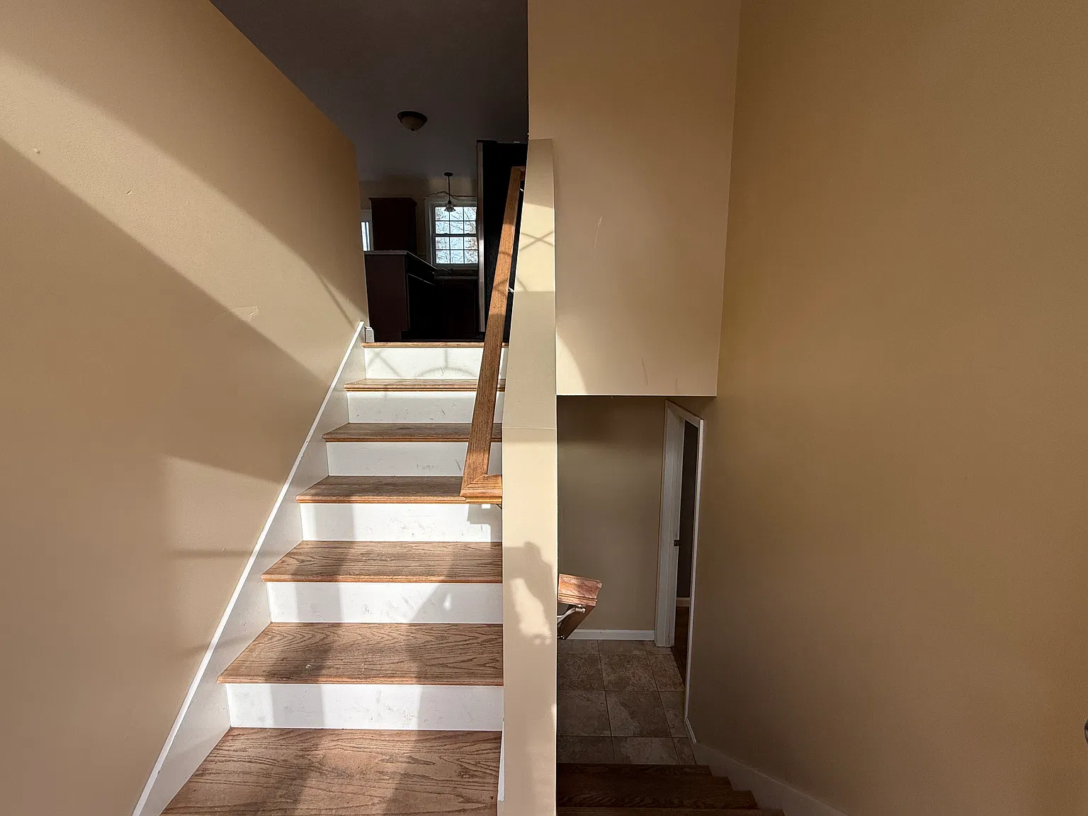 3 bed, 1204 sqft, $3,600 — Photo 3