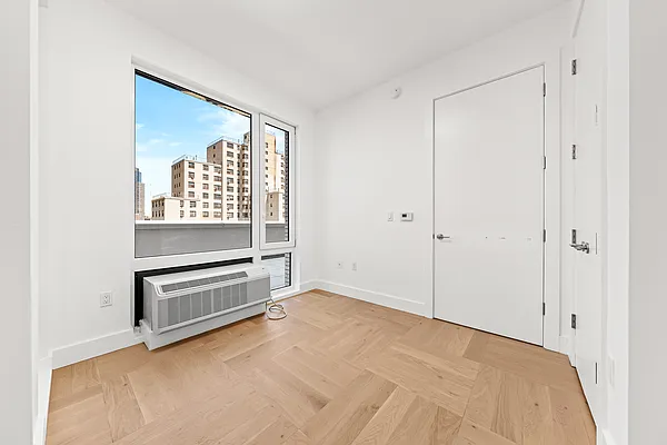 Rented by Nooklyn NYC LLC | media 7