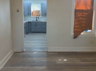 563 S Queen St, York, PA 17403