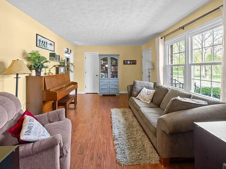 3611 Bahama Dr — Photo 8