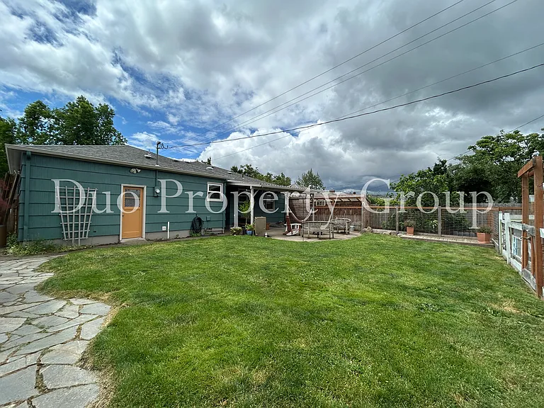 1390 M St — Photo 22