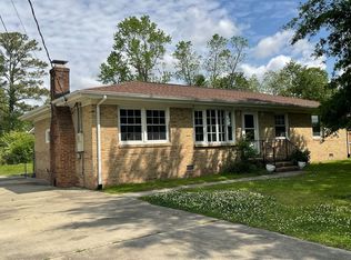 104 Greencrest Cir, Jacksonville, NC 28540