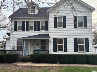 326 Galesburg Rd, Knoxville, IL