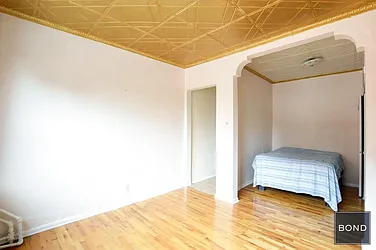 Rented by Bond New York