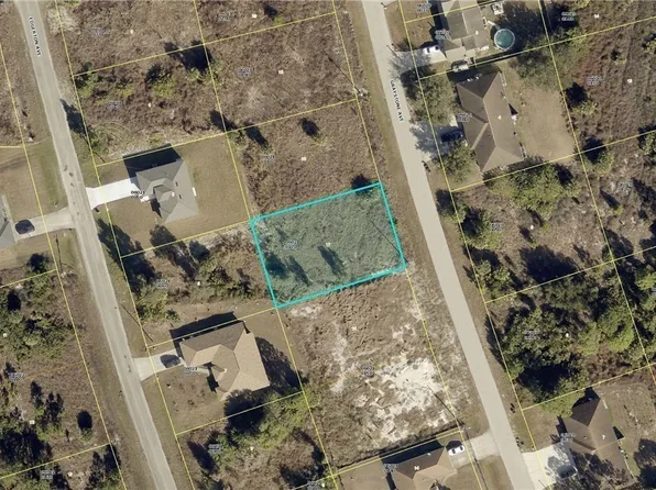966 Graystone Ave, Lehigh Acres, FL 33974