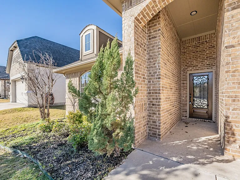 1625 Town Creek Cir — Photo 5