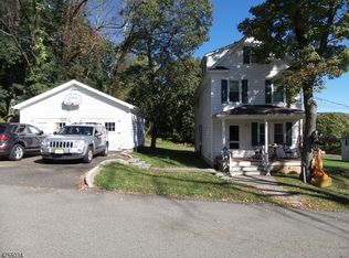 92 Logan Ln, Morristown, NJ 07960