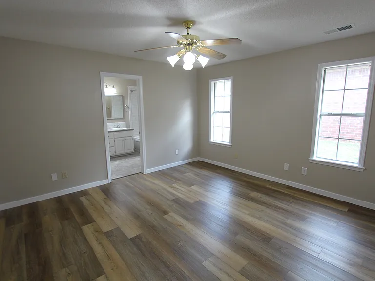 6308 Remington Ct — Photo 10