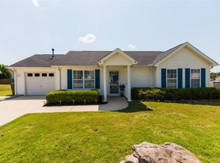 1920 Country Apple Ct, Fountain Inn, SC 29644