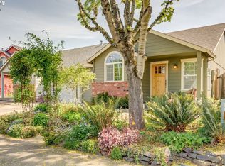20624 SW Windflower Ave, Sherwood, OR 97140
