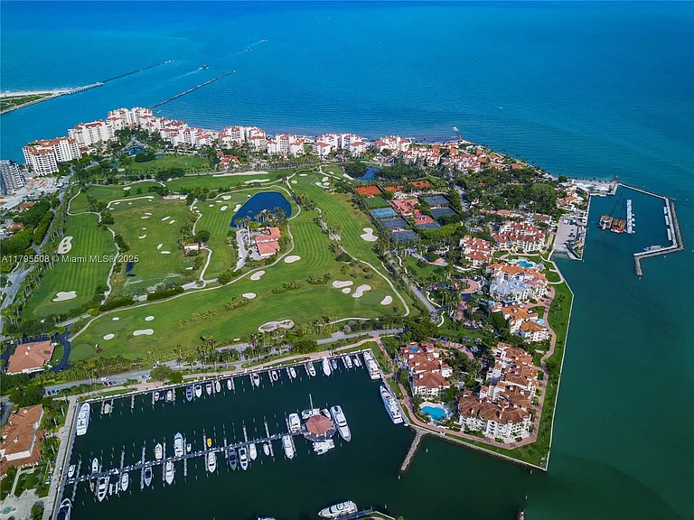 7141 Fisher Island Dr #7141 — Photo 63