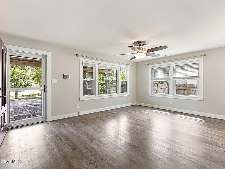 5009 Park Ave — Photo 16