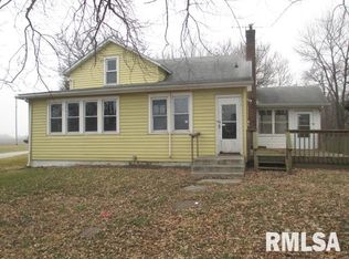 2496 State Highway 17, Viola, IL 61486