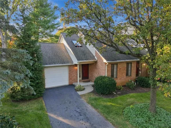 2865 Greenleaf Ct, Bethlehem, PA 18017