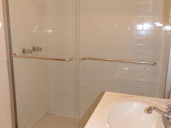 4th image of 59 W 8th St APT 2D