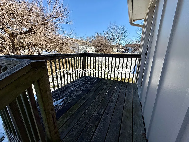 204 NW Market Pl — Photo 18