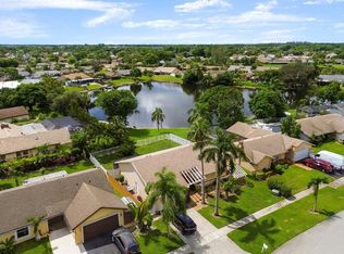 9477 Burlington Pl, Boca Raton, FL 33434
