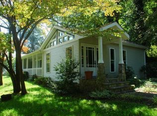 44 Milltown Rd, Robbinsville, NC 28771