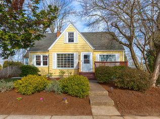 628 N Knights Bridge Rd, Canby, OR 97013