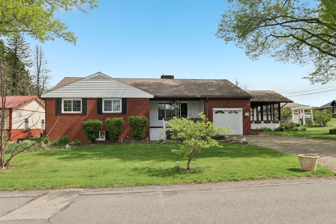 Cherry Ln-0705-003.jpg
