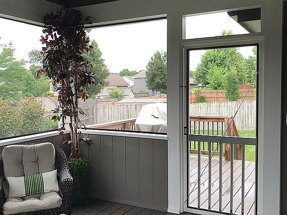 Screened Porch & Grill Deck