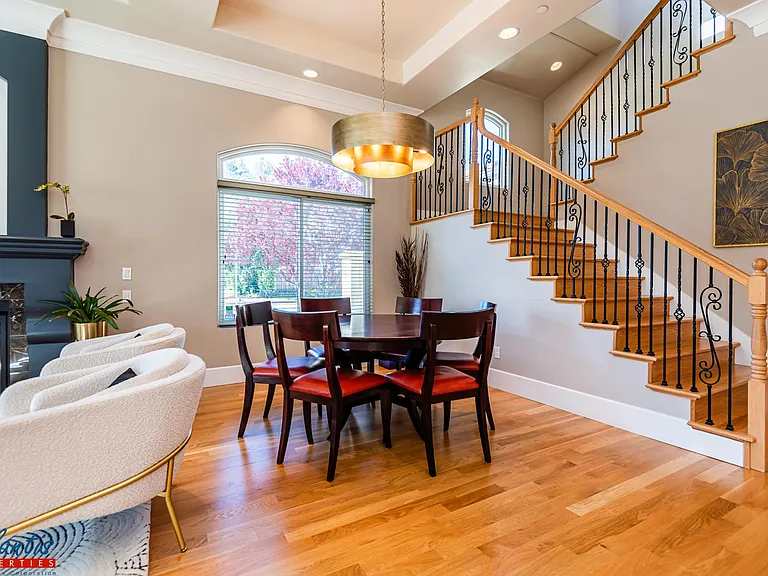 178 Martens Ave — Photo 5