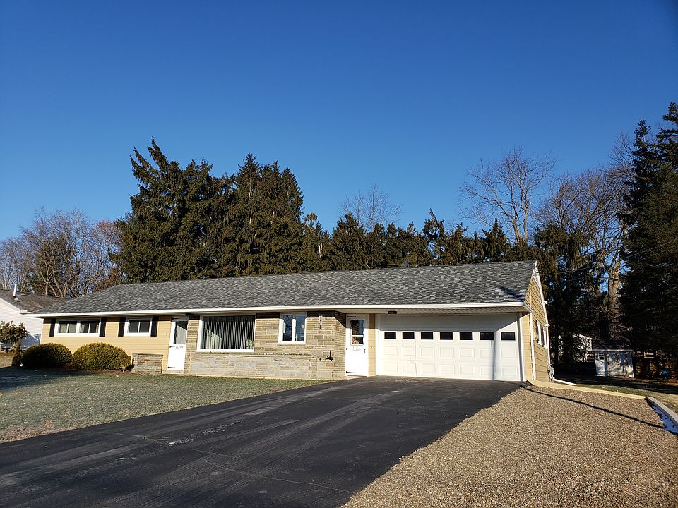 newer roof, extra parking