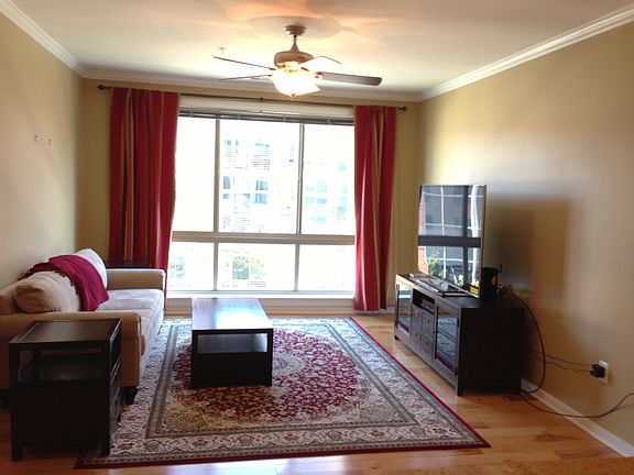 5th image of 2200 N Westmoreland St Unit 331