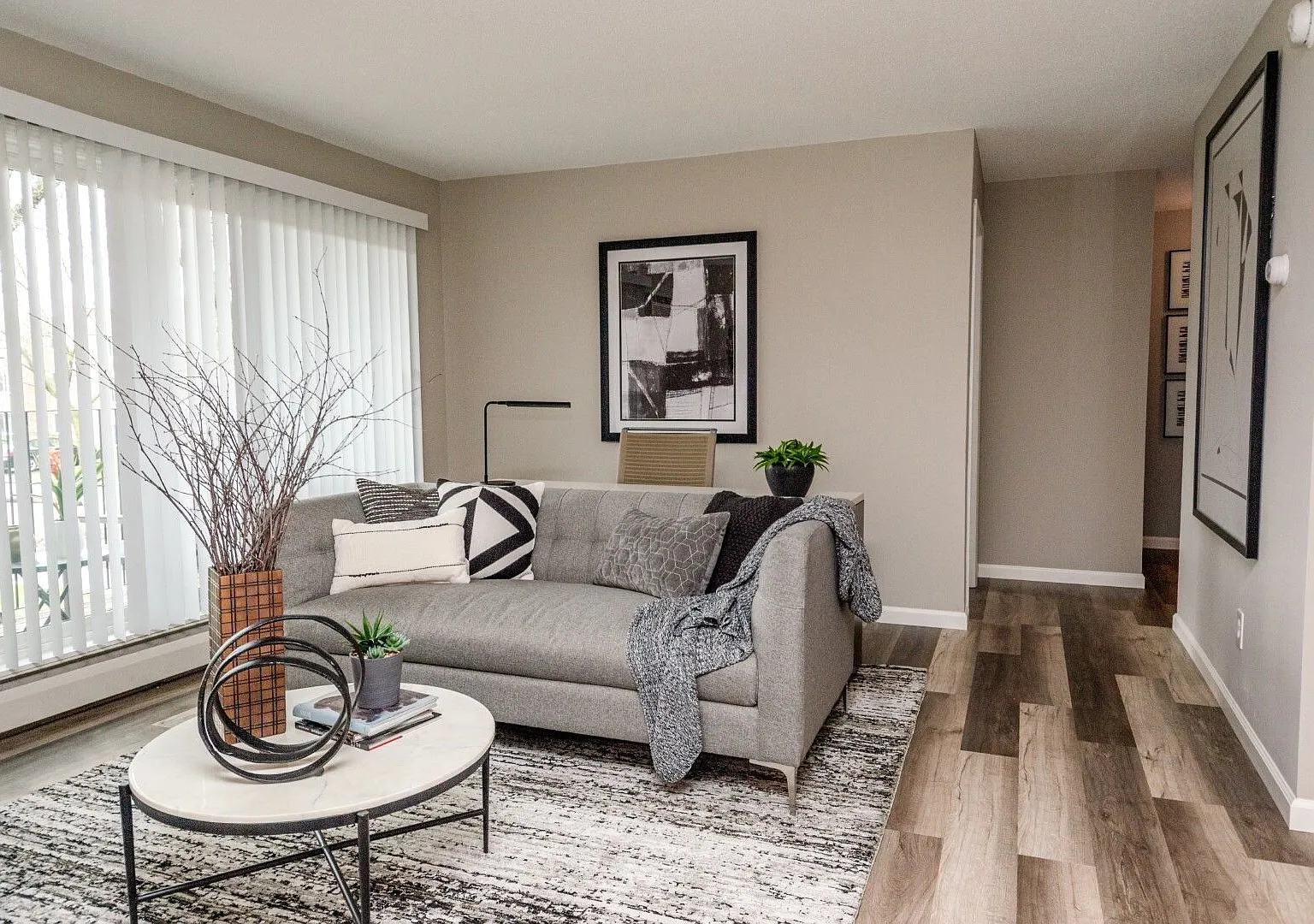 The Birchway Apartments — Photo 4