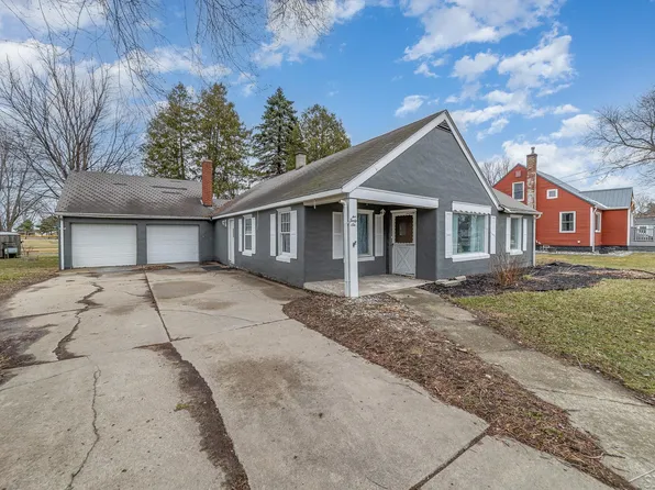 546 W Saginaw St, Merrill, MI 48637
