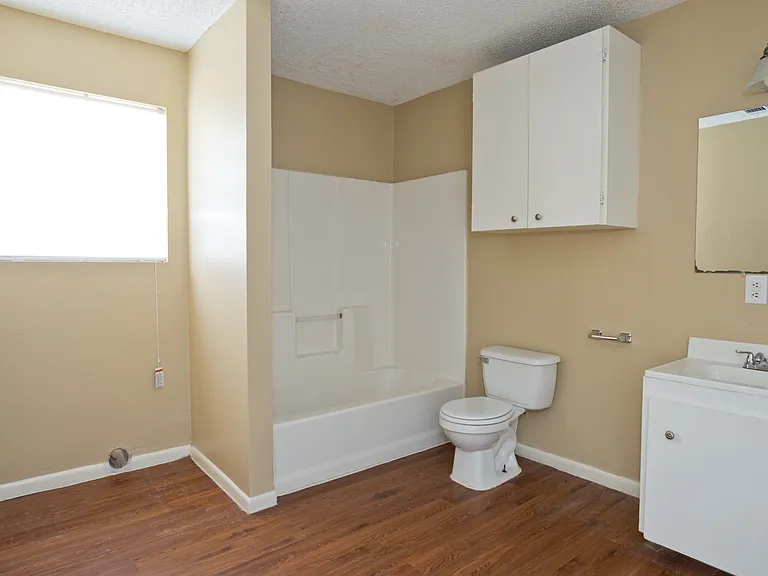 118 Milann St #B — Photo 5