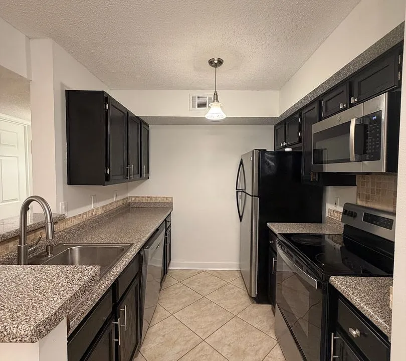 4100 Dancing Cloud Ct #288
