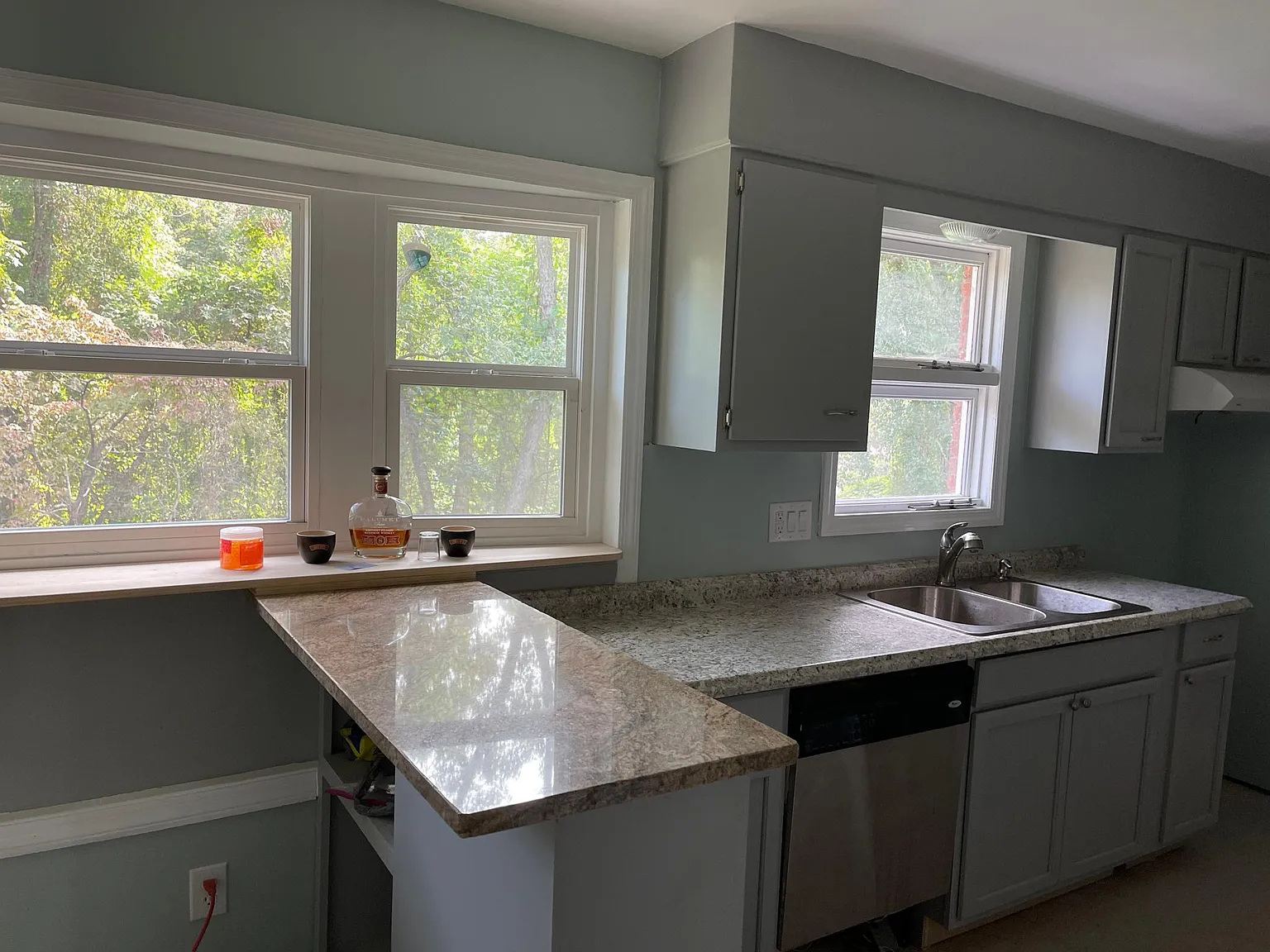 1708 Ramsey St — Photo 3