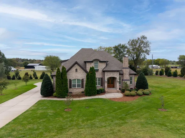 1002 Glastonbury Way, Murfreesboro, TN 37129