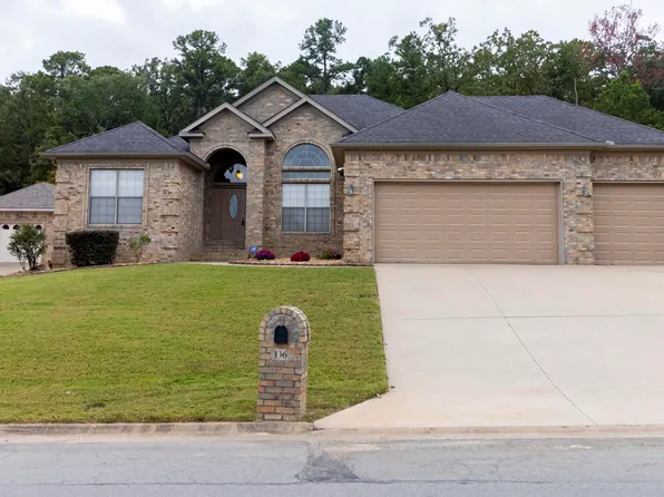 136 Orleans Dr, Maumelle, AR 72113