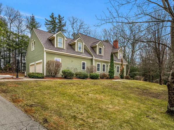 71 Deerwood Hollow, Chester, NH 03036