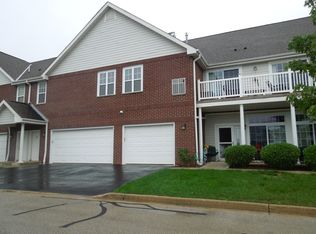 12374 W Virginia Cir #21-7, Franklin, WI 53132
