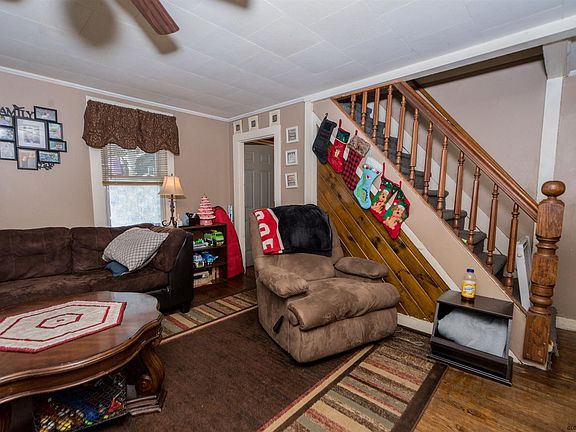 3rd image of 37-39 Spring St