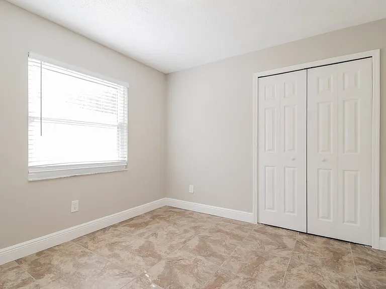 1001 Manigan Ave — Photo 14