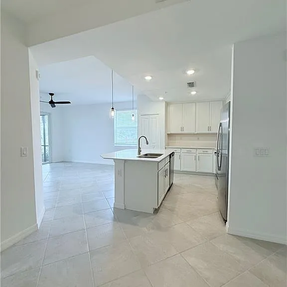 14161 Heritage Landing Blvd #1118 — Photo 3